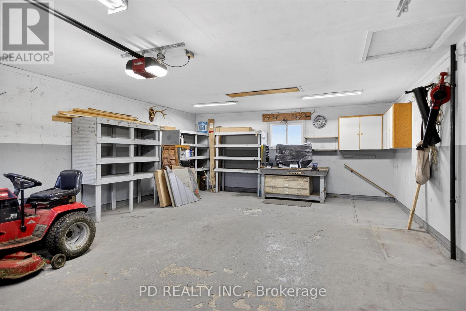 200 Charlore Park Drive, Kawartha Lakes (Omemee), Ontario  K0L 2W0 - Photo 40 - X12962642