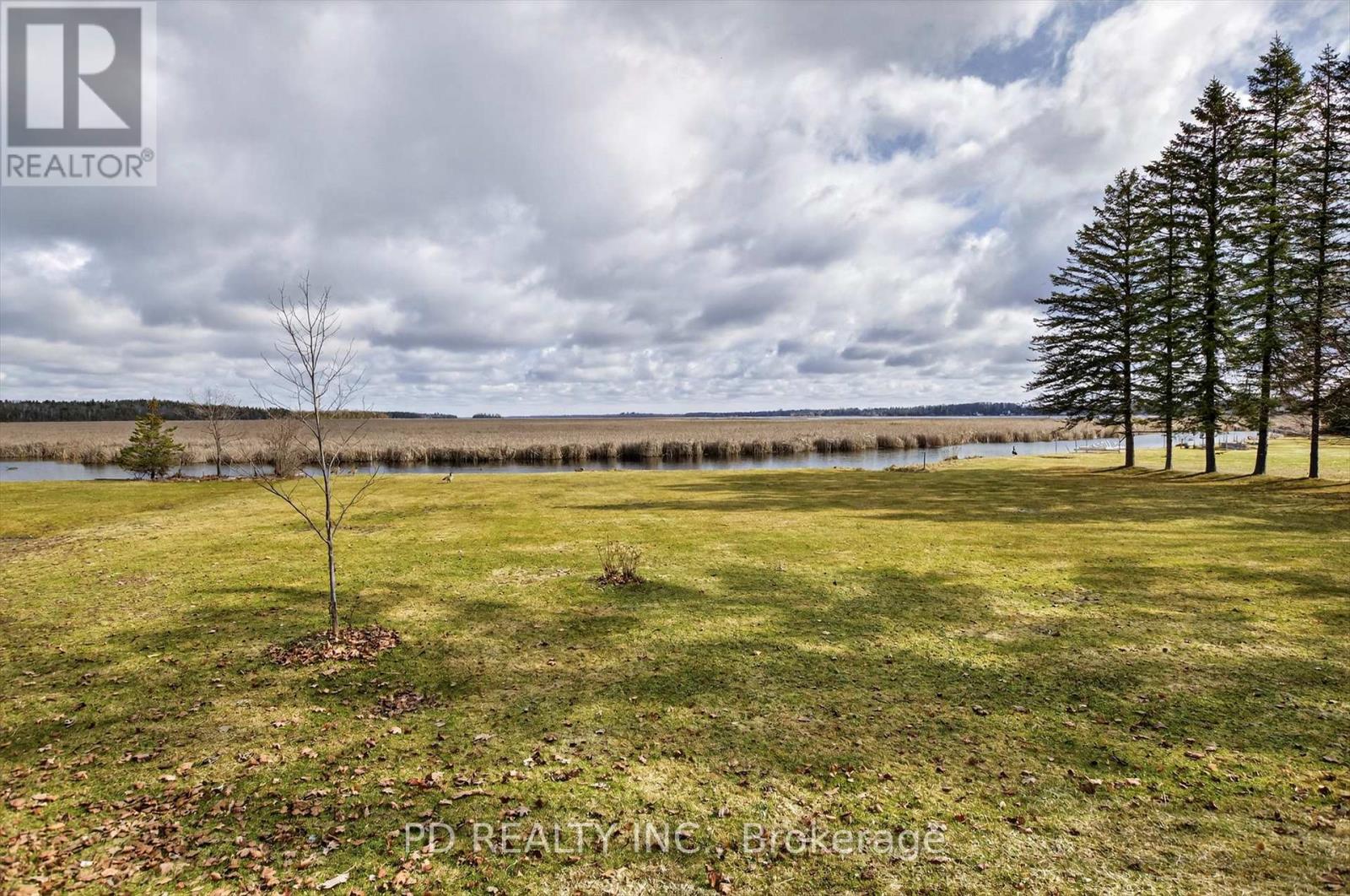 200 Charlore Park Drive, Kawartha Lakes (Omemee), Ontario  K0L 2W0 - Photo 45 - X12962642