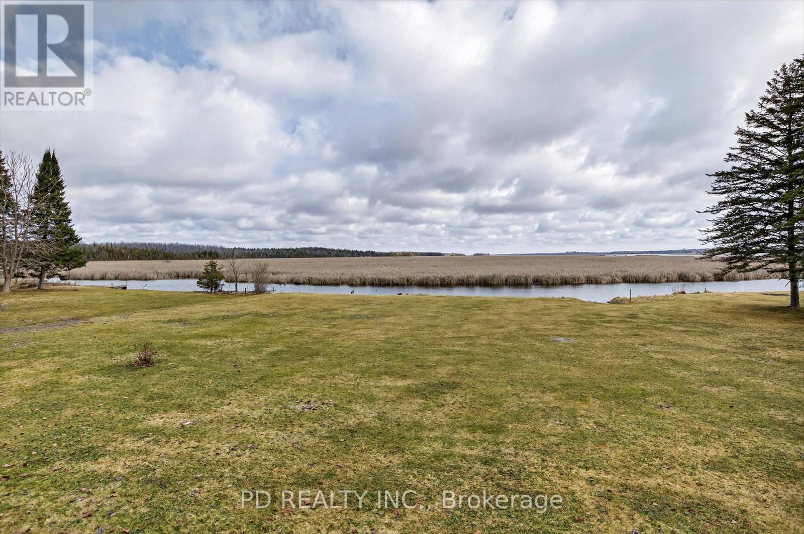 200 Charlore Park Drive, Kawartha Lakes (Omemee), Ontario  K0L 2W0 - Photo 47 - X12962642