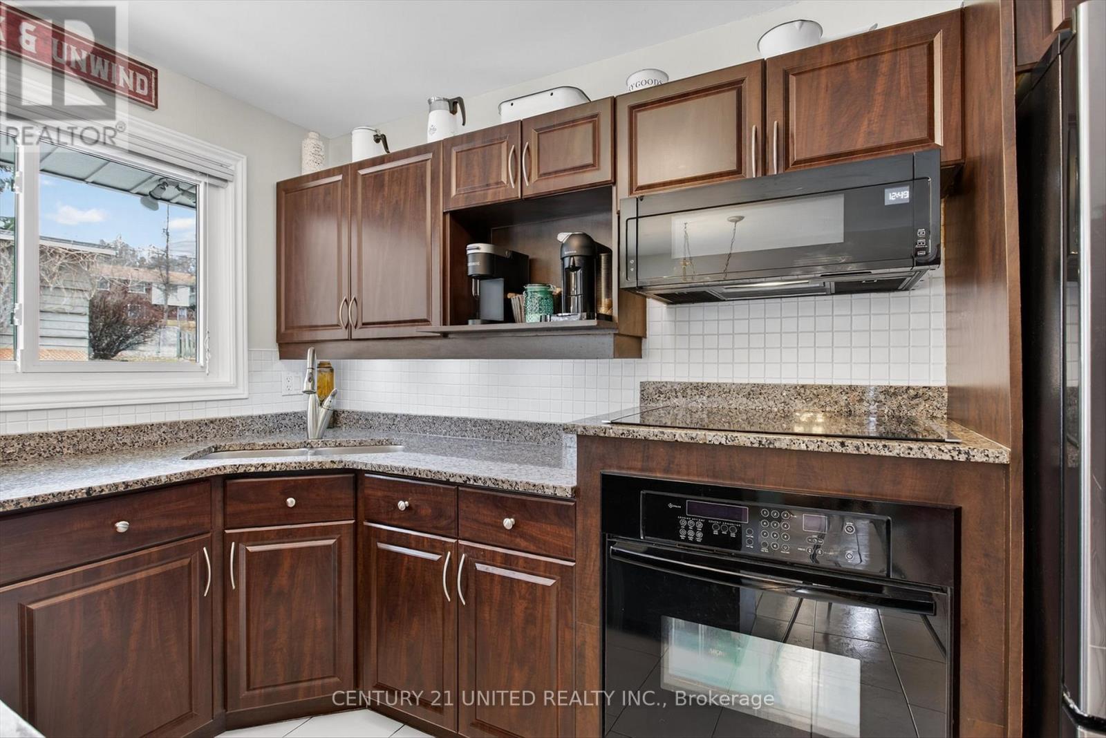 59 Kawartha Hts Boulevard, Peterborough (Monaghan Ward 2), Ontario  K9J 1N5 - Photo 15 - X12963356