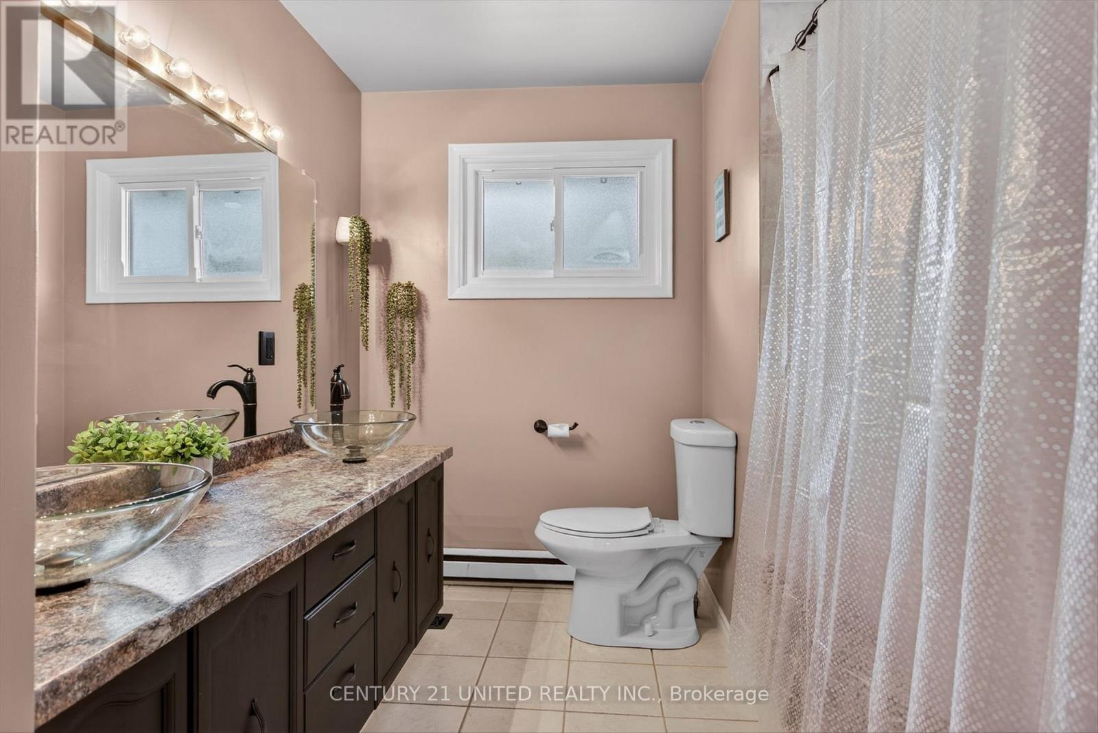 59 Kawartha Hts Boulevard, Peterborough (Monaghan Ward 2), Ontario  K9J 1N5 - Photo 22 - X12963356