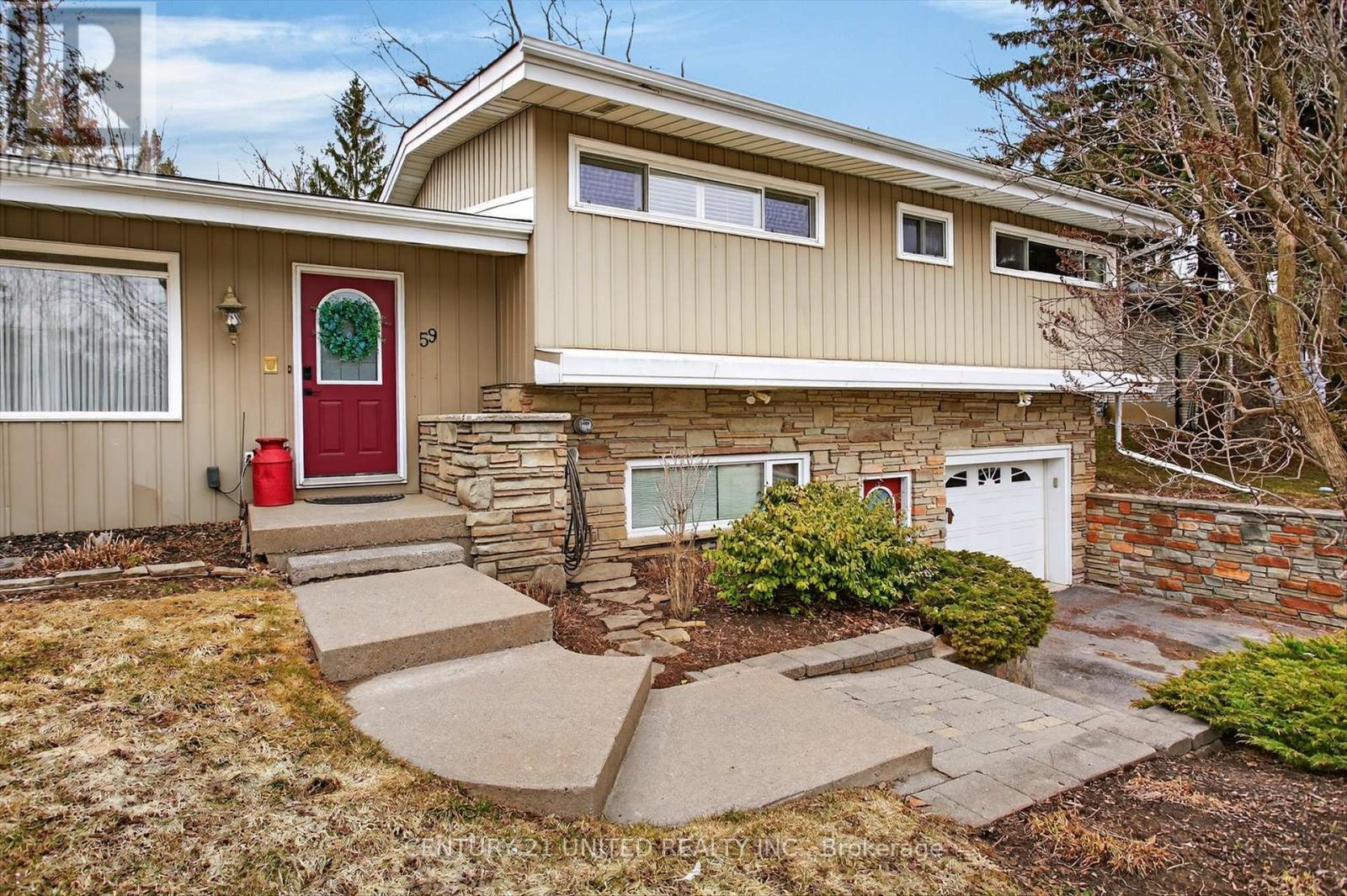 59 Kawartha Hts Boulevard, Peterborough (Monaghan Ward 2), Ontario  K9J 1N5 - Photo 8 - X12963356