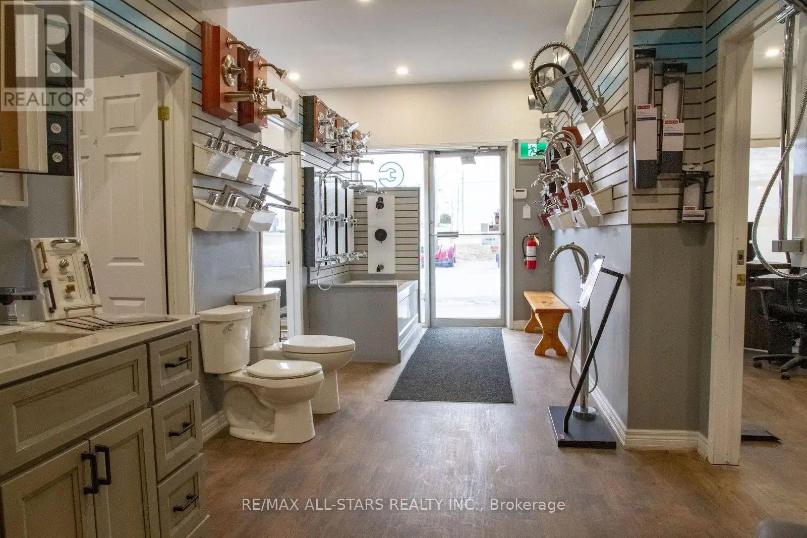 416 Kawartha Lakes County Rd 36, Kawartha Lakes (Lindsay), Ontario  K9V 4R3 - Photo 10 - X12963510