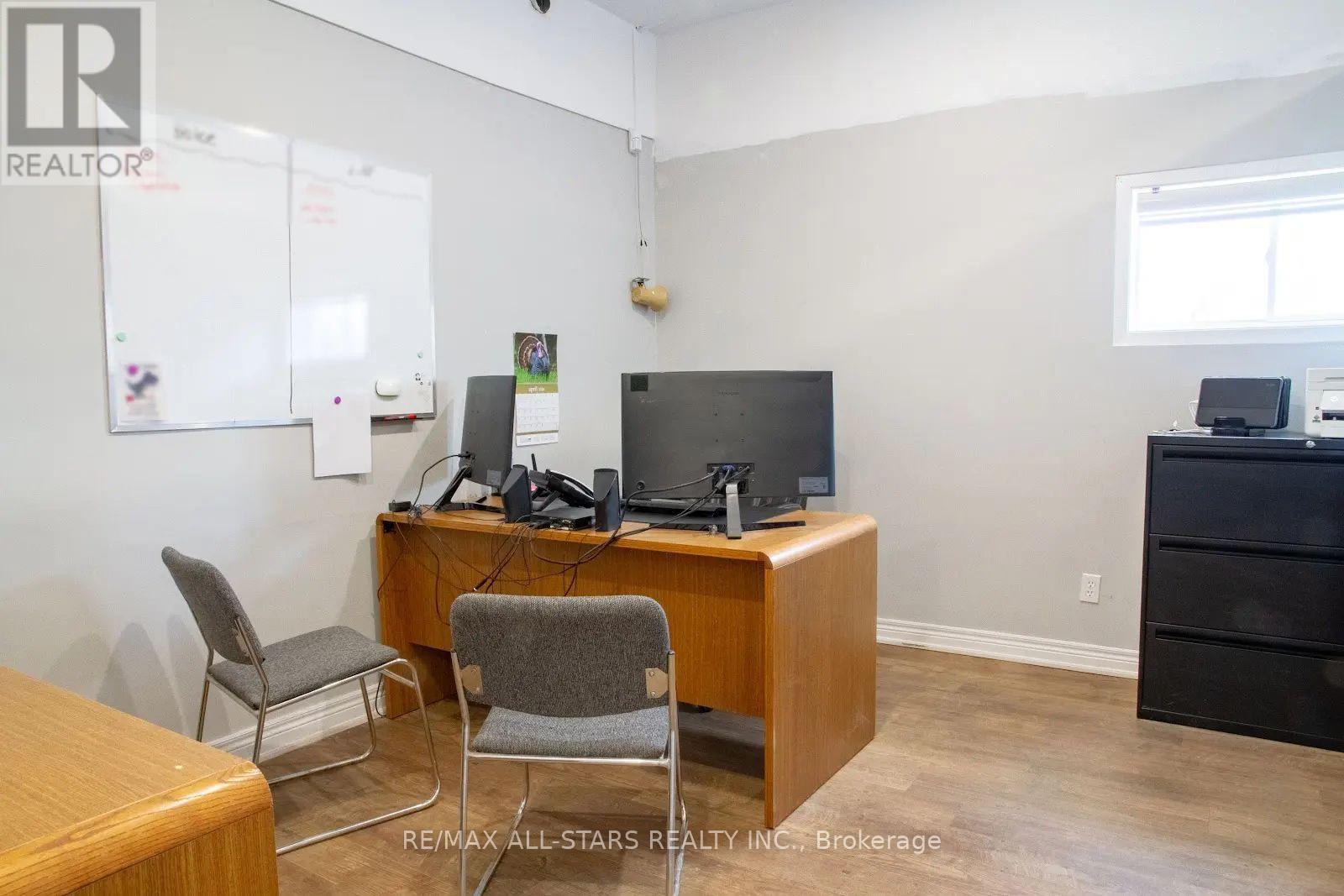 416 Kawartha Lakes County Rd 36, Kawartha Lakes (Lindsay), Ontario  K9V 4R3 - Photo 8 - X12963510