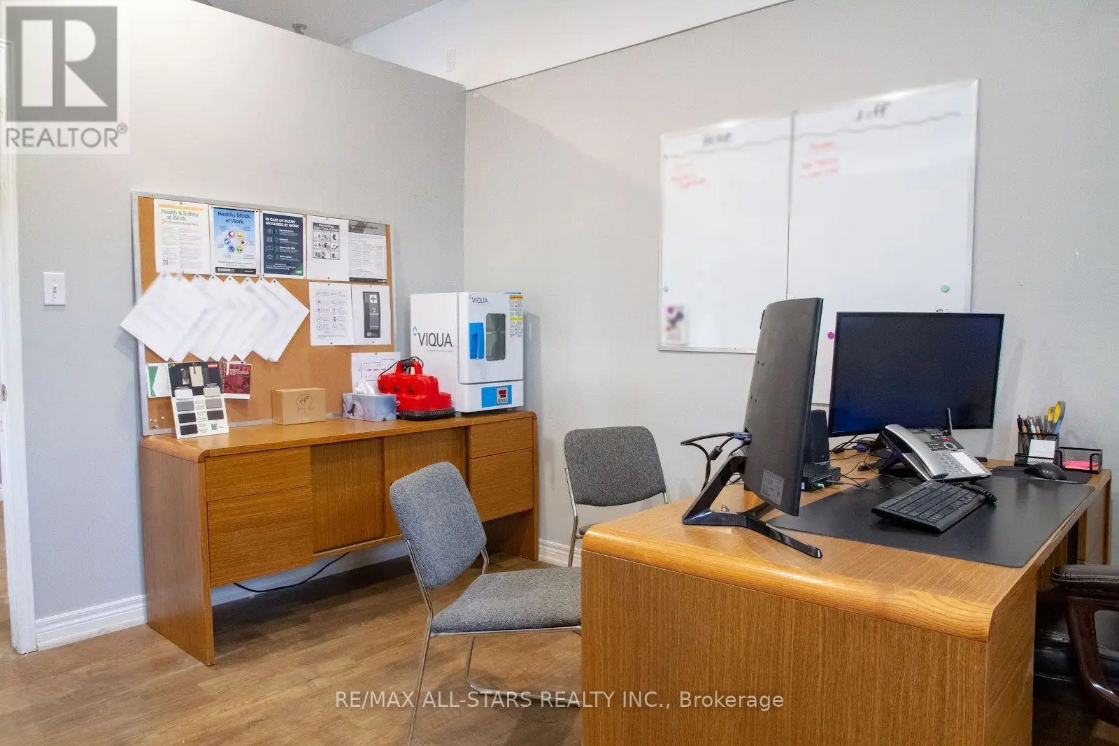 416 Kawartha Lakes County Rd 36, Kawartha Lakes (Lindsay), Ontario  K9V 4R3 - Photo 9 - X12963510