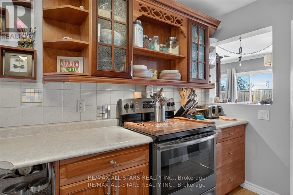 291 Angeline Street N, Kawartha Lakes (Lindsay), Ontario  K9V 0H2 - Photo 7 - X12963582