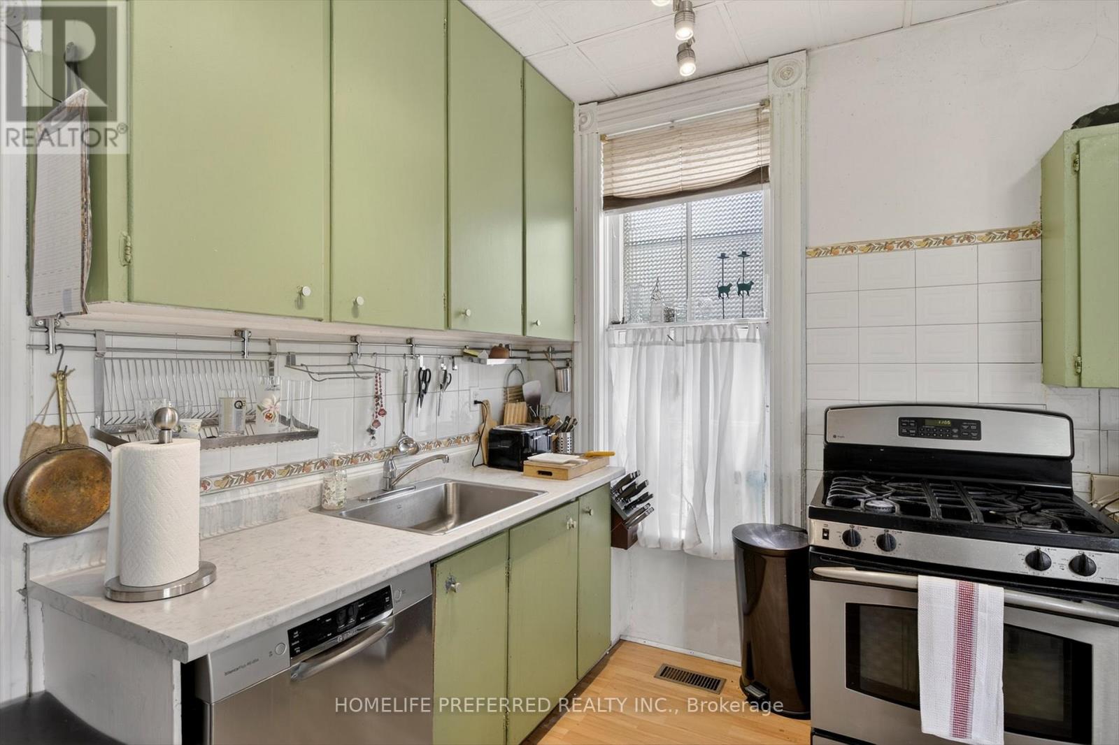 768 Water Street, Peterborough (Northcrest Ward 5), Ontario  K9H 3N6 - Photo 12 - X12963632