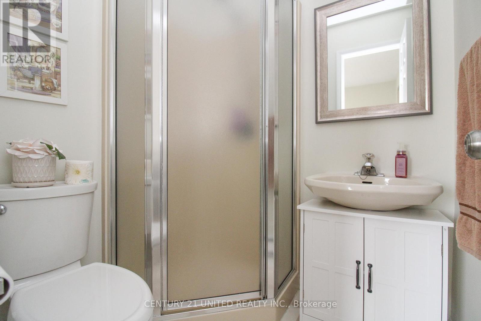 204 - 1110 Clonsilla Avenue, Peterborough (Otonabee Ward 1), Ontario  K9J 5Y5 - Photo 19 - X12964072