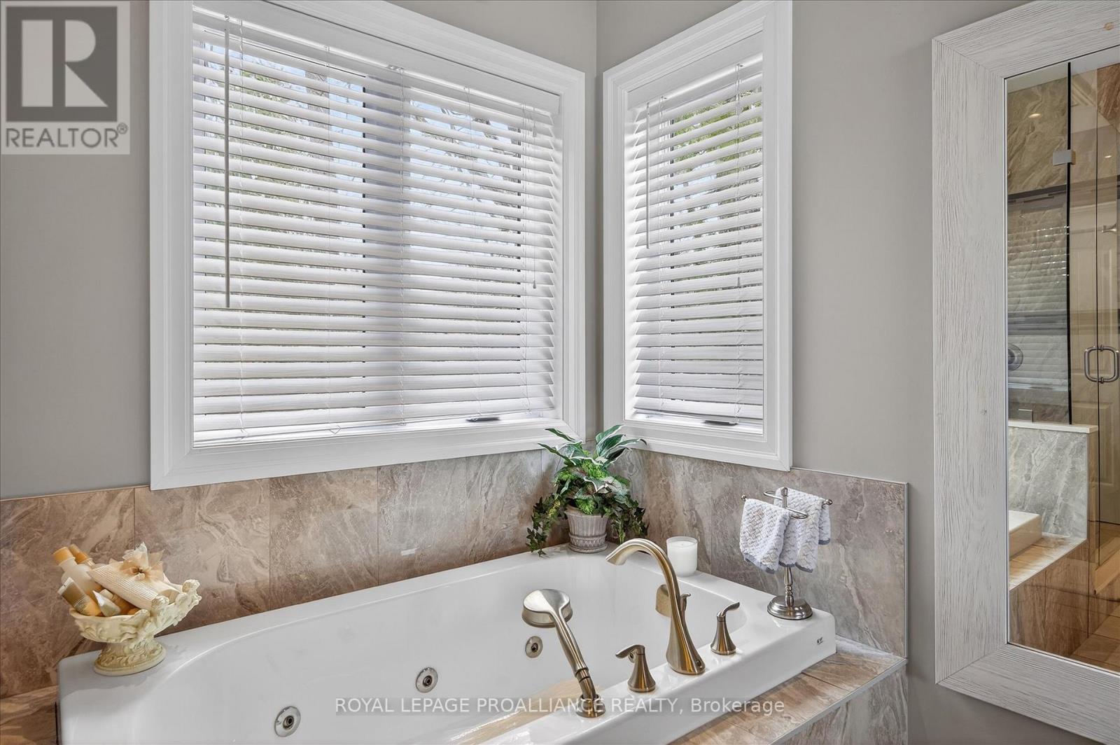 668 Hatton Avenue, Selwyn, Ontario  K0L 1T0 - Photo 24 - X12964240