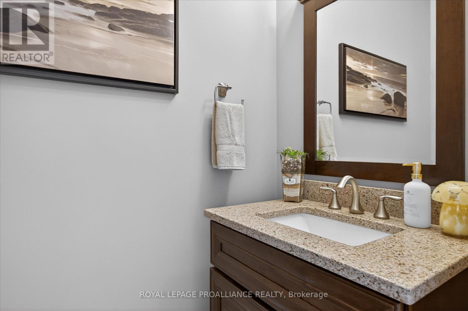 668 Hatton Avenue, Selwyn, Ontario  K0L 1T0 - Photo 25 - X12964240