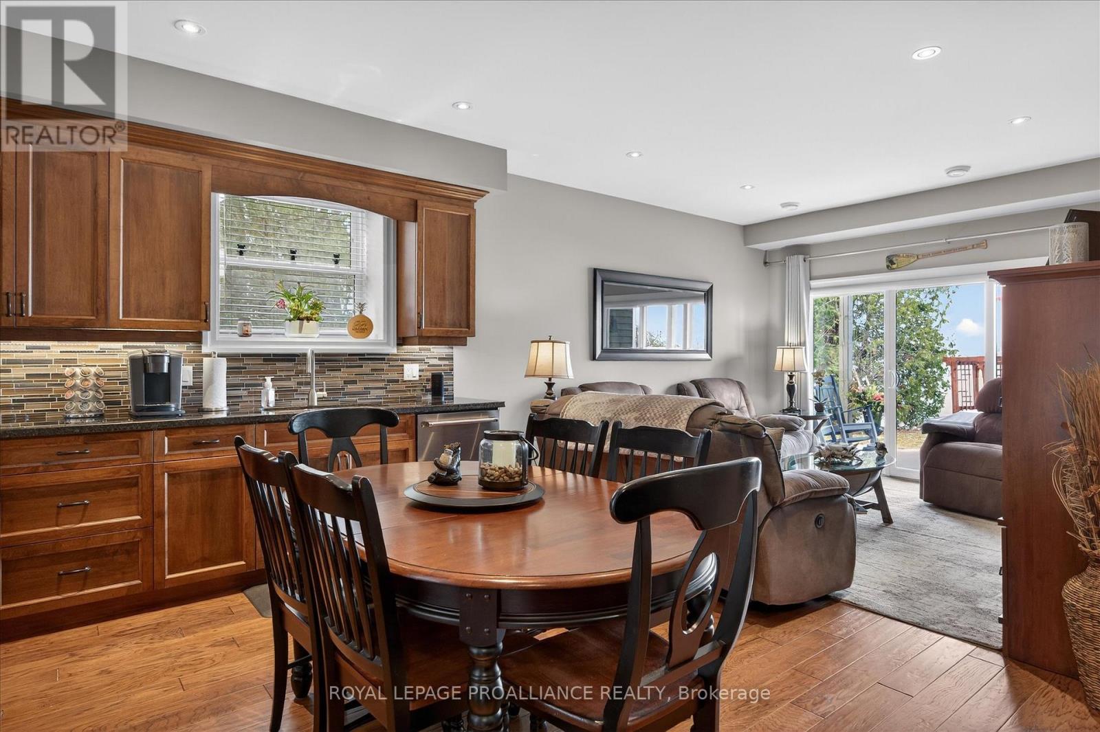 668 Hatton Avenue, Selwyn, Ontario  K0L 1T0 - Photo 35 - X12964240