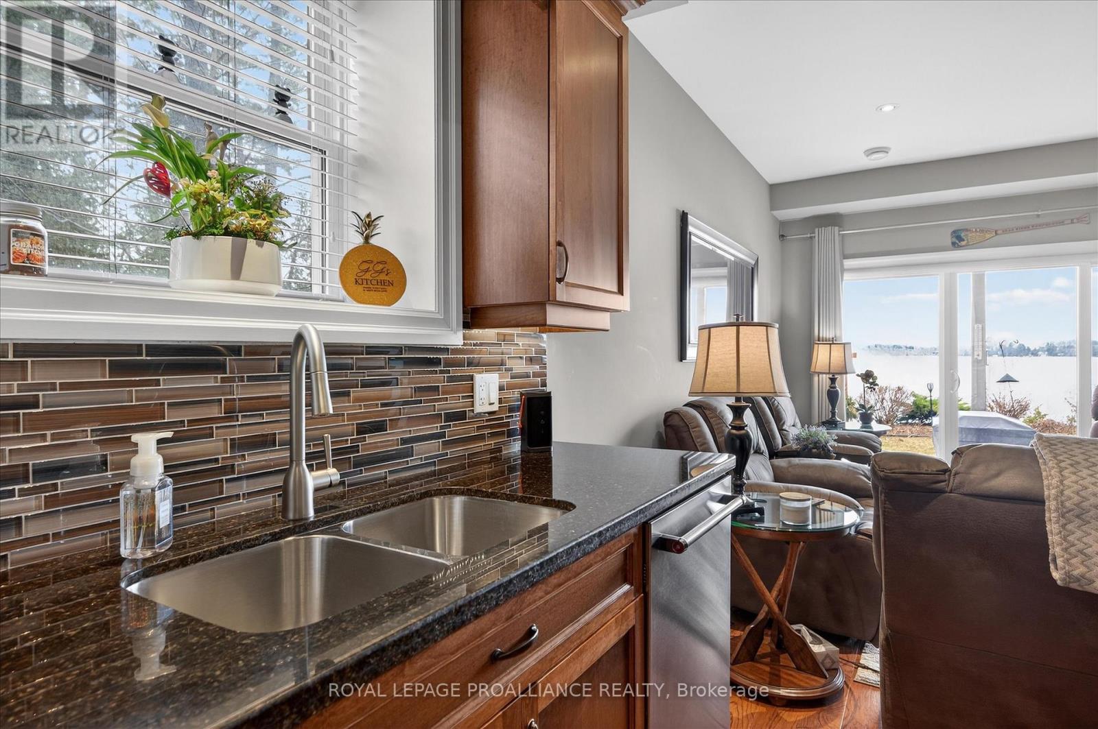 668 Hatton Avenue, Selwyn, Ontario  K0L 1T0 - Photo 37 - X12964240