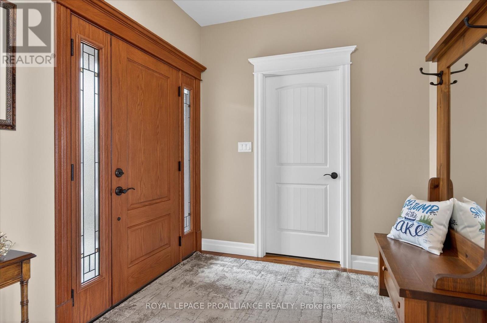 668 Hatton Avenue, Selwyn, Ontario  K0L 1T0 - Photo 7 - X12964240