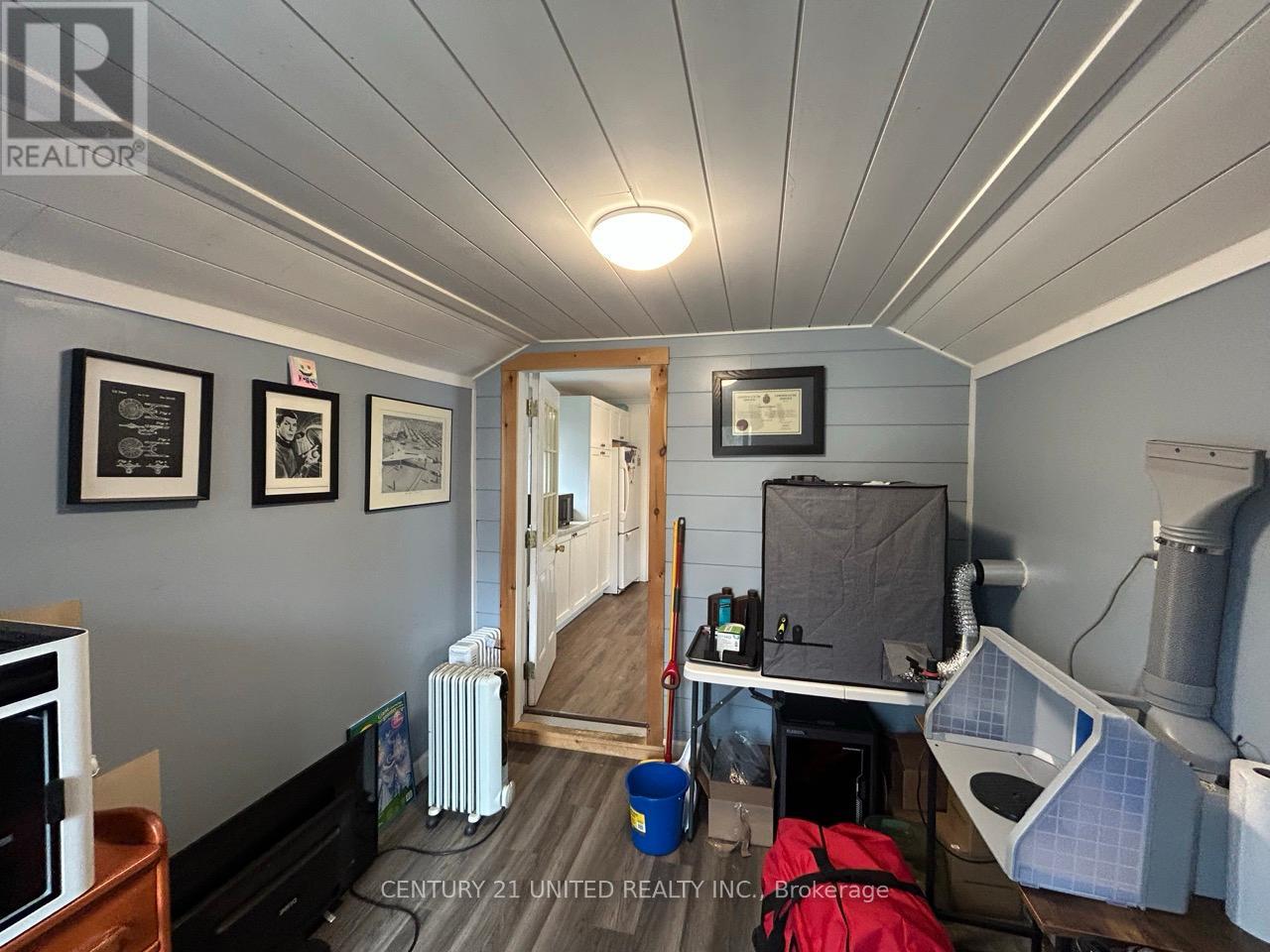 136 Robinson Street, Peterborough (Ashburnham Ward 4), Ontario  K9H 1G2 - Photo 15 - X12964242