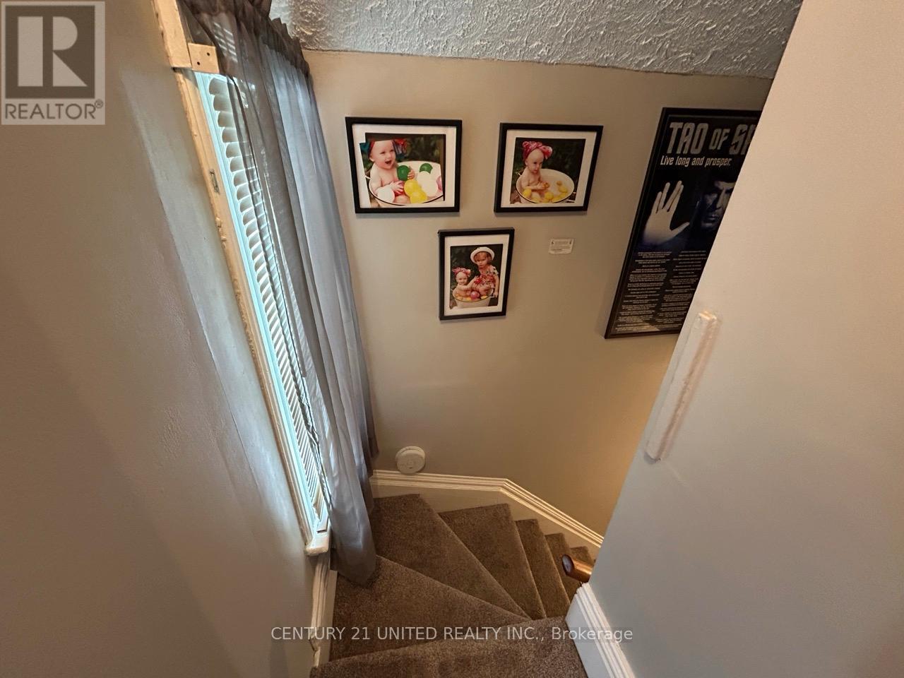 136 Robinson Street, Peterborough (Ashburnham Ward 4), Ontario  K9H 1G2 - Photo 20 - X12964242