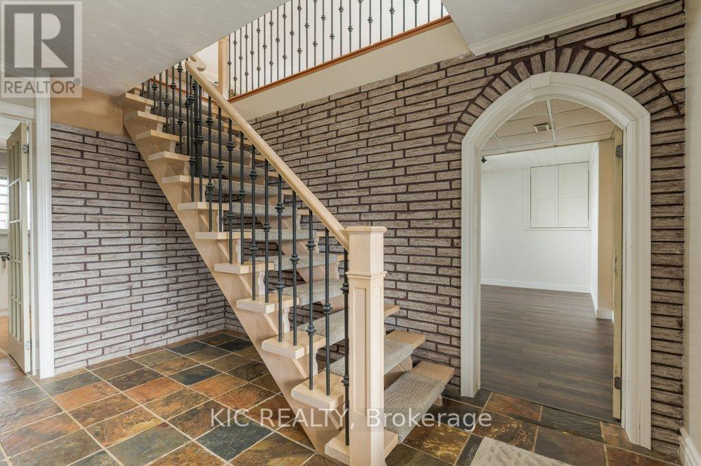 1247 Gail Park Drive, Selwyn, Ontario  K0L 1T0 - Photo 25 - X12964144