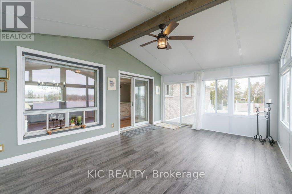 1247 Gail Park Drive, Selwyn, Ontario  K0L 1T0 - Photo 9 - X12964144