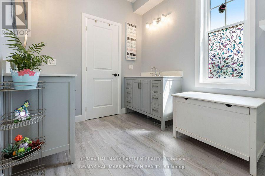 47 Vansickle Trail, Havelock-Belmont-Methuen, Ontario  K0L 1Z0 - Photo 33 - X12965270