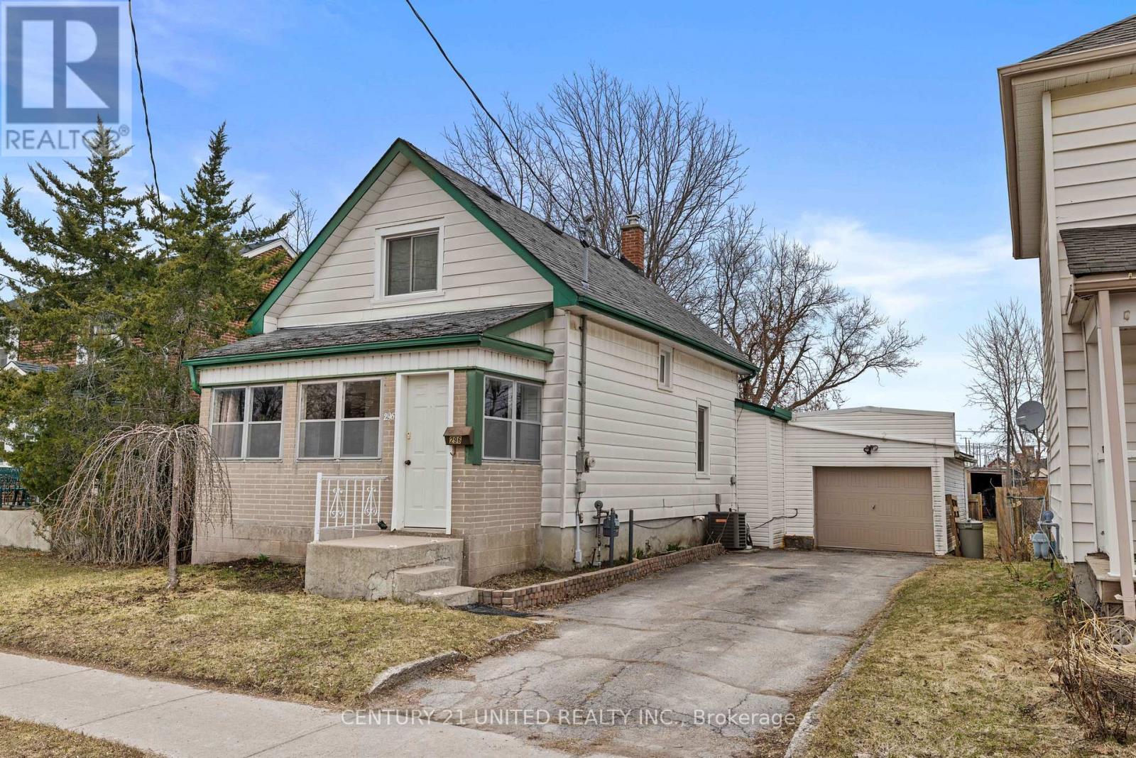 296 MCGILL STREET, peterborough (otonabee ward 1), Ontario