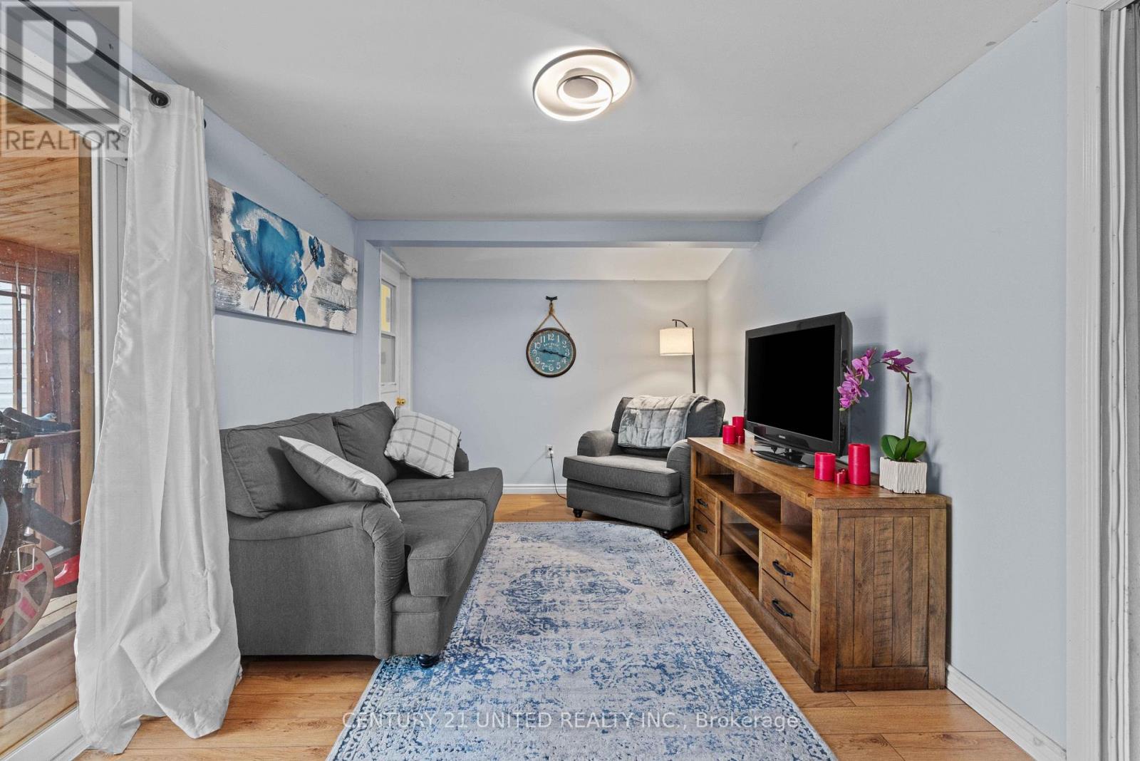 296 Mcgill Street, Peterborough (Otonabee Ward 1), Ontario  K9J 1W5 - Photo 16 - X12965316