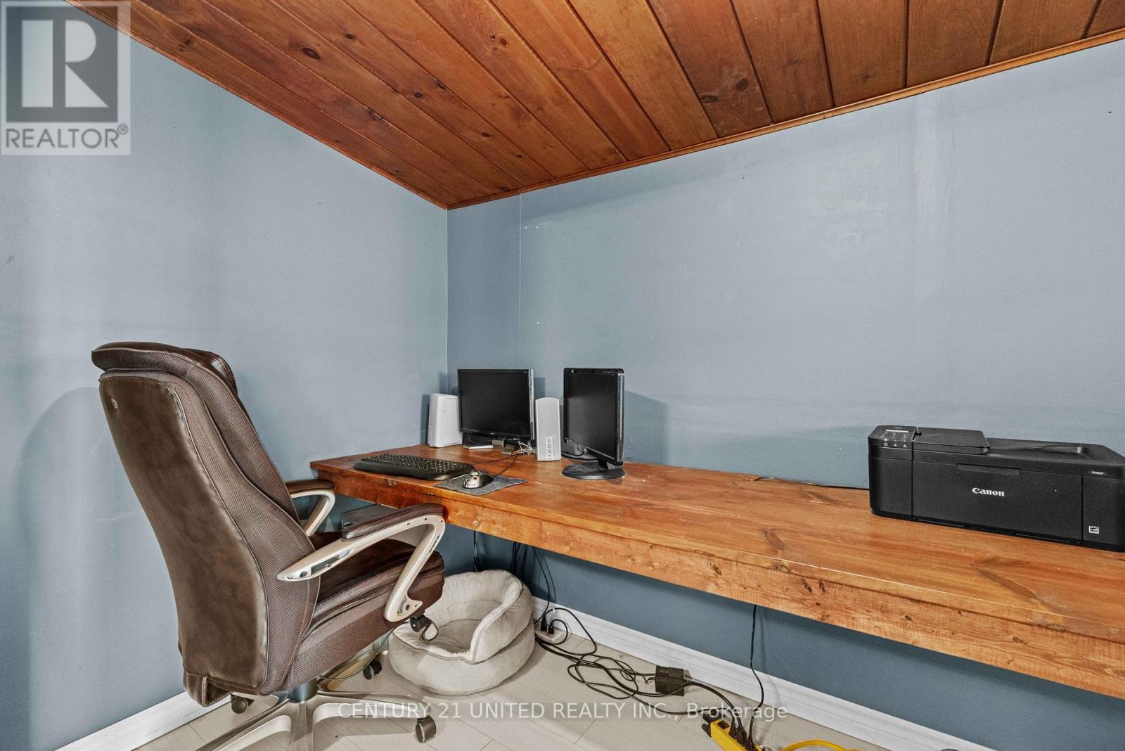 296 Mcgill Street, Peterborough (Otonabee Ward 1), Ontario  K9J 1W5 - Photo 17 - X12965316