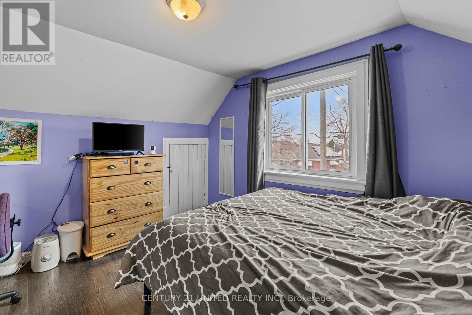 296 Mcgill Street, Peterborough (Otonabee Ward 1), Ontario  K9J 1W5 - Photo 22 - X12965316