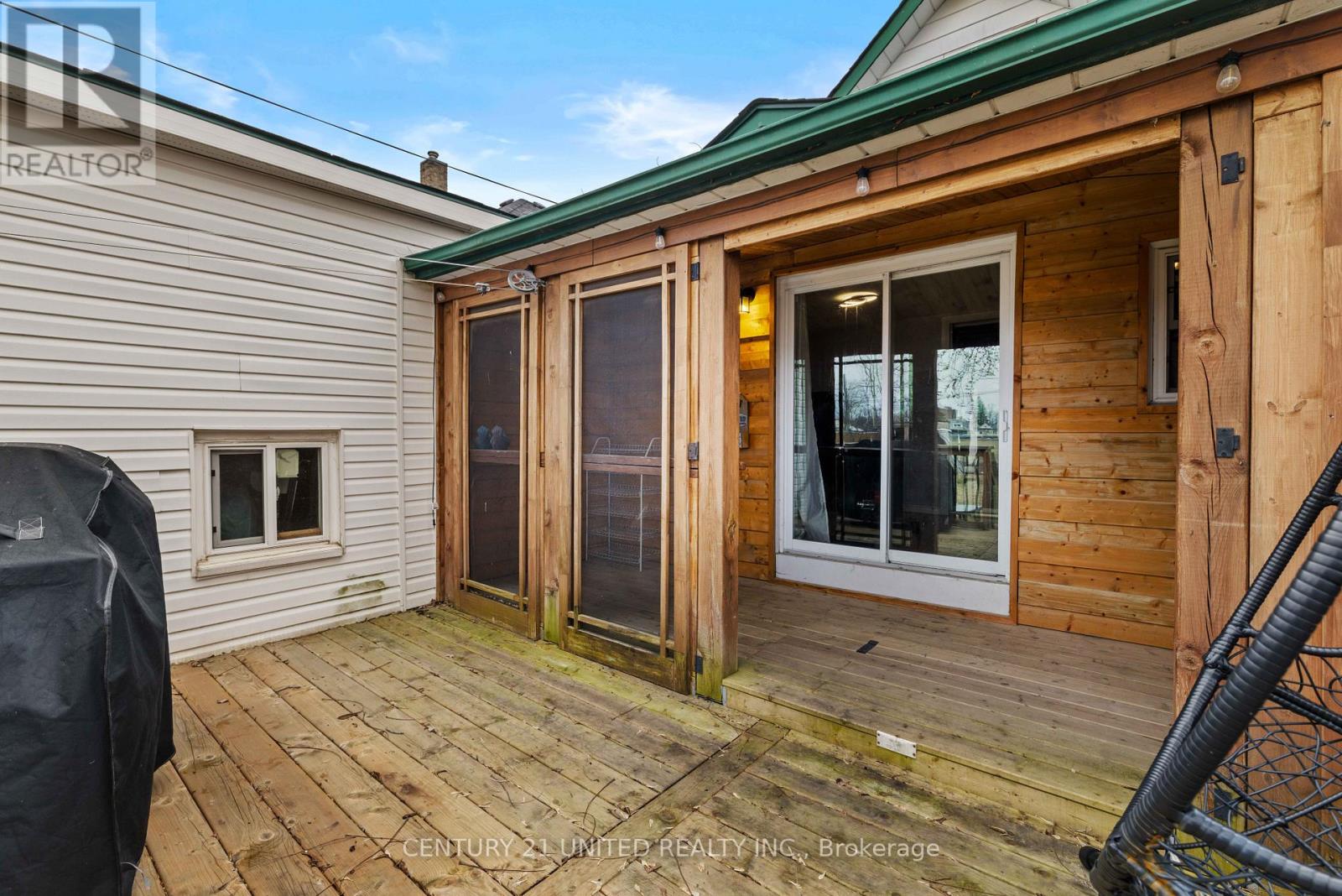 296 Mcgill Street, Peterborough (Otonabee Ward 1), Ontario  K9J 1W5 - Photo 30 - X12965316