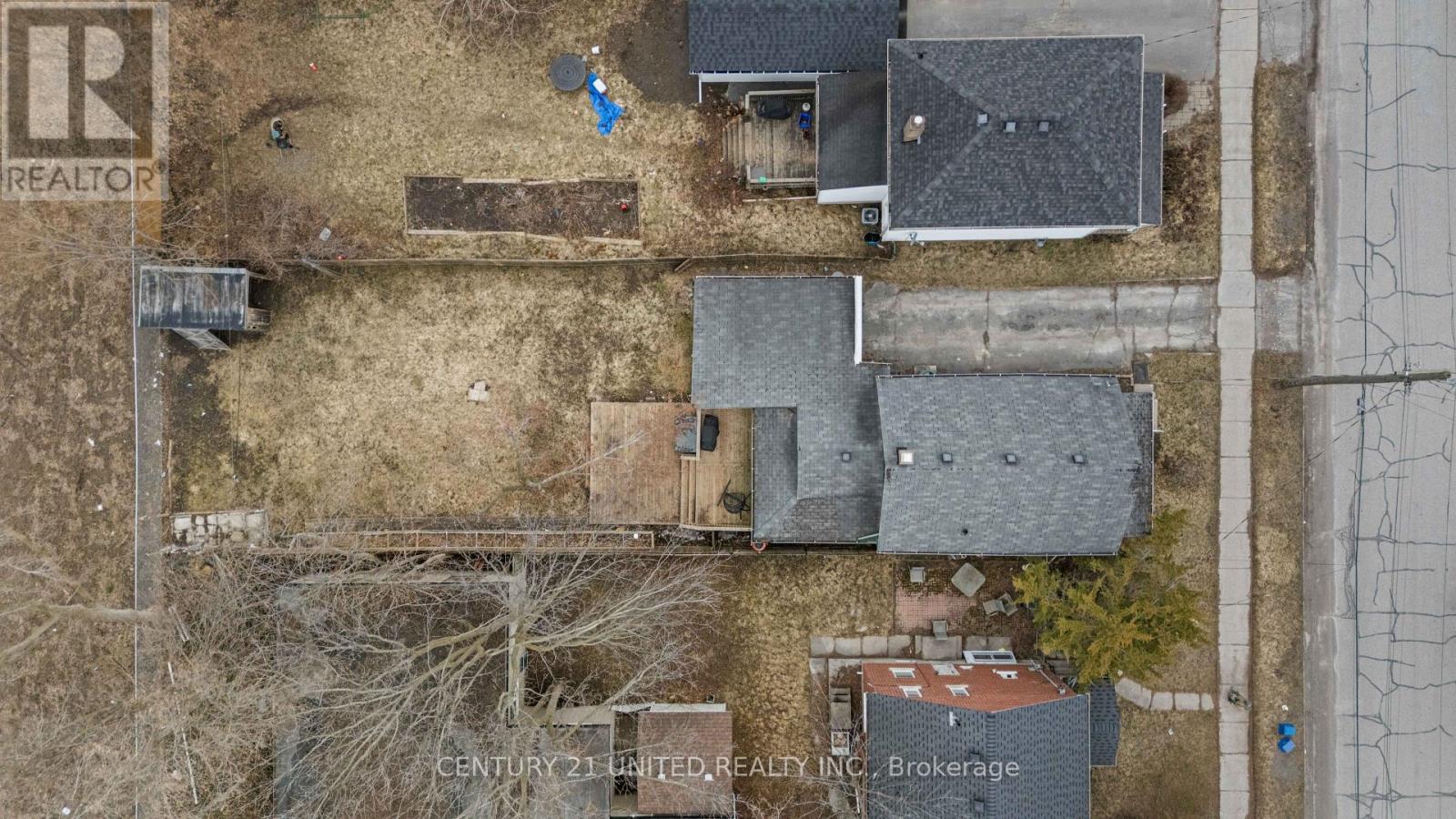 296 Mcgill Street, Peterborough (Otonabee Ward 1), Ontario  K9J 1W5 - Photo 32 - X12965316