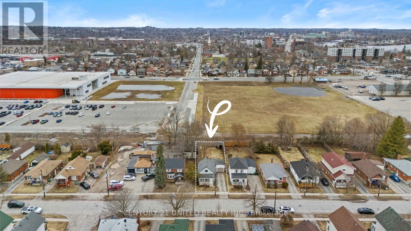 296 Mcgill Street, Peterborough (Otonabee Ward 1), Ontario  K9J 1W5 - Photo 33 - X12965316