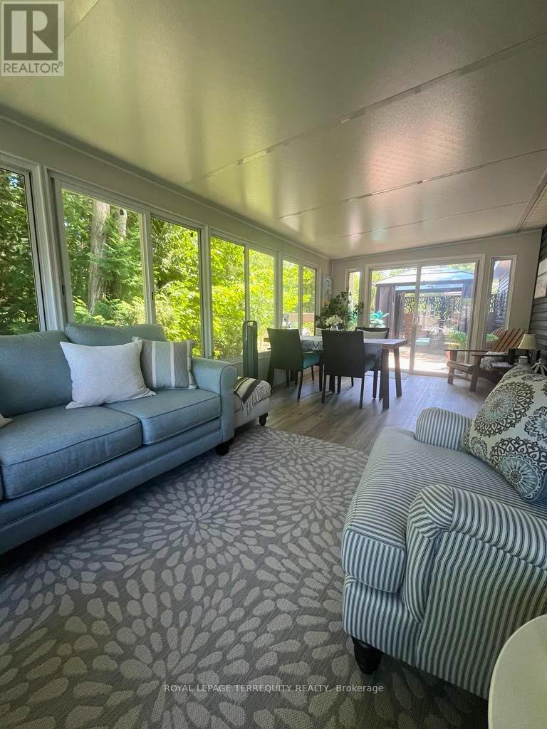 18 Rockhaven, Selwyn, Ontario  K0L 2H0 - Photo 13 - X12965272