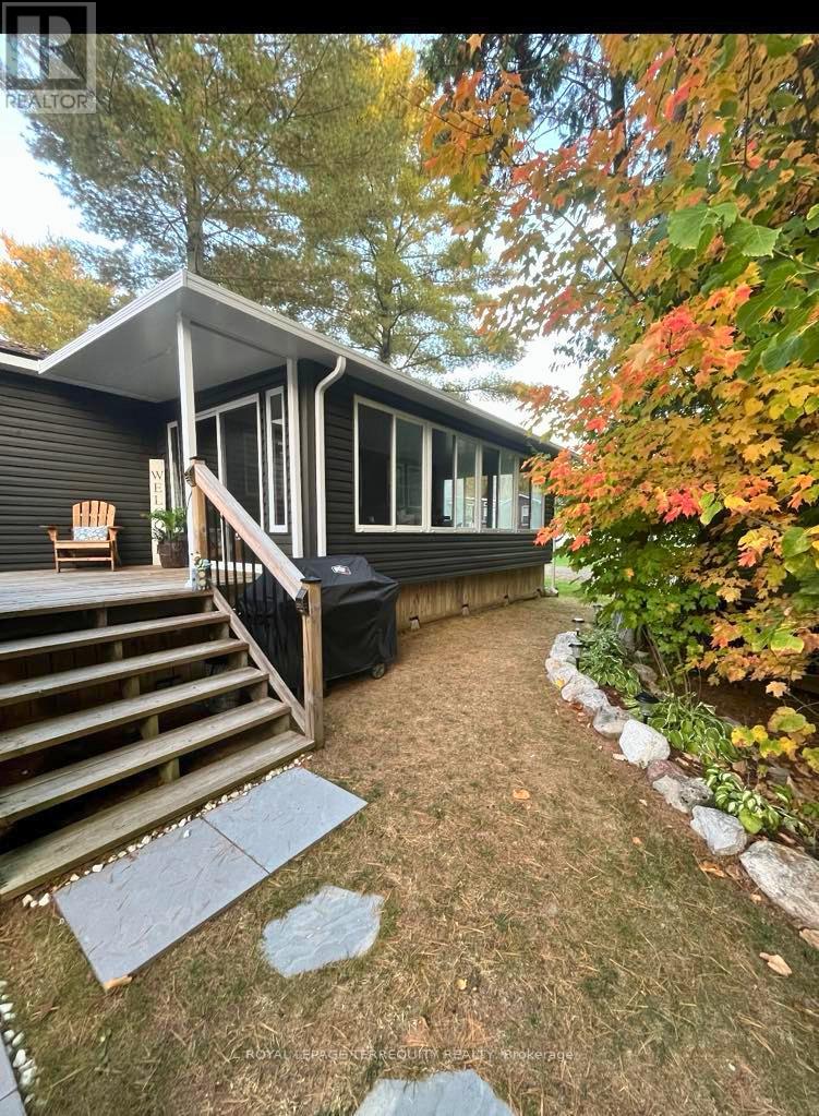 18 Rockhaven, Selwyn, Ontario  K0L 2H0 - Photo 4 - X12965272