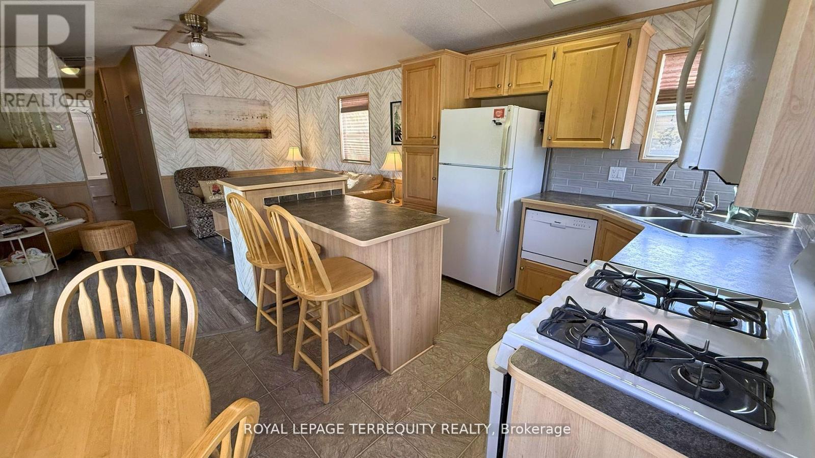 328 Rockview, Selwyn, Ontario  K0L 2H0 - Photo 17 - X12965348