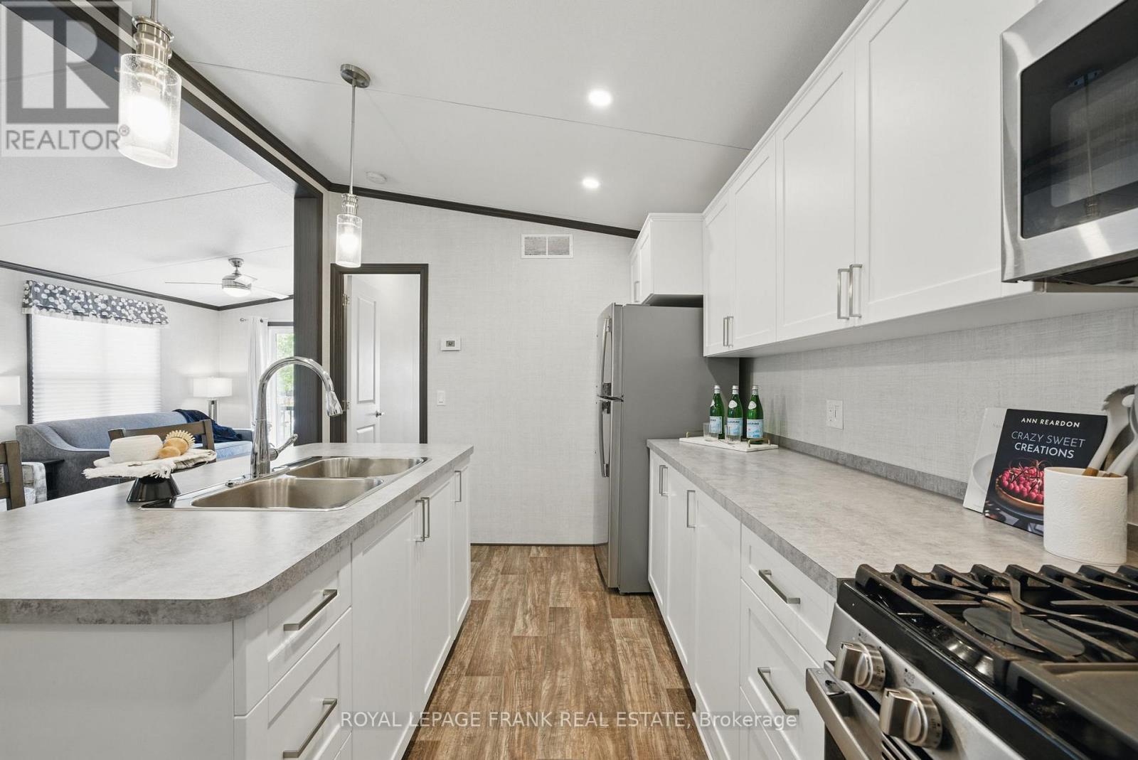 87 - 657 Thunder Bridge Road, Kawartha Lakes (Lindsay), Ontario  K9V 4R1 - Photo 14 - X12965514