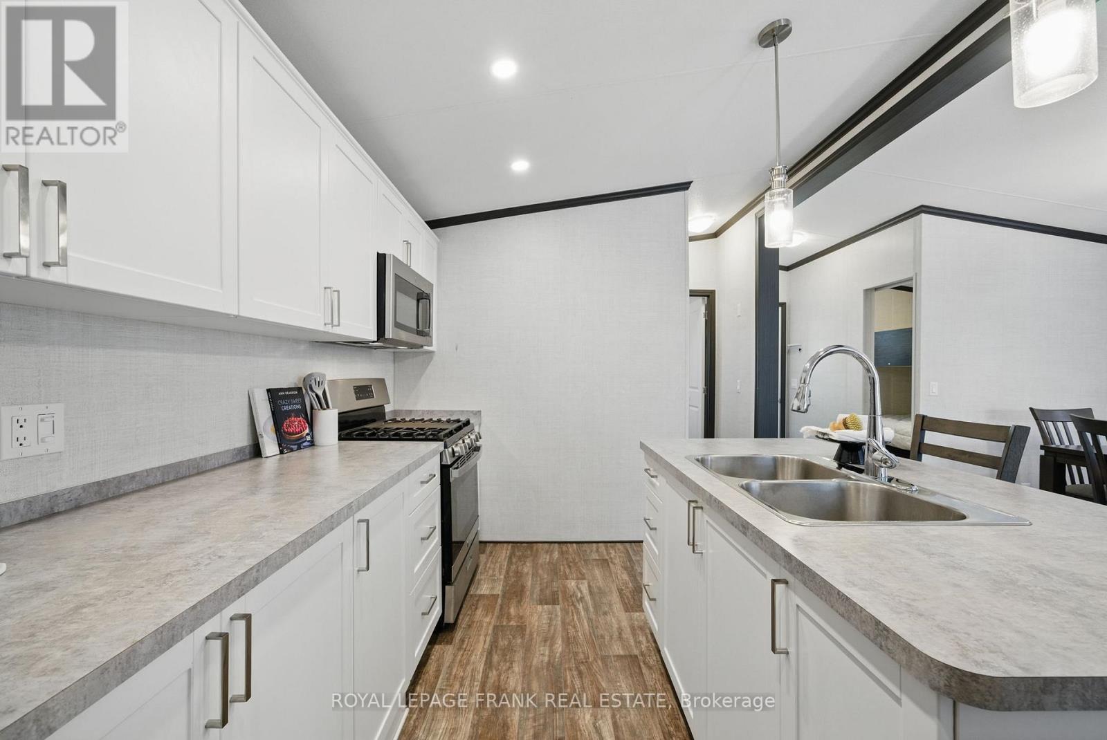 87 - 657 Thunder Bridge Road, Kawartha Lakes (Lindsay), Ontario  K9V 4R1 - Photo 15 - X12965514