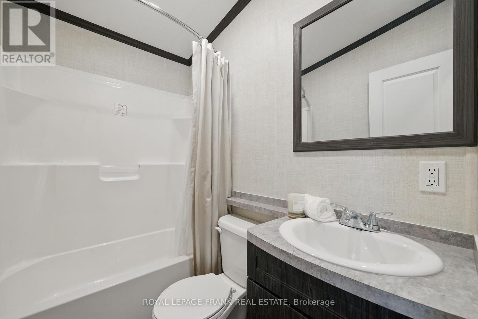 87 - 657 Thunder Bridge Road, Kawartha Lakes (Lindsay), Ontario  K9V 4R1 - Photo 23 - X12965514