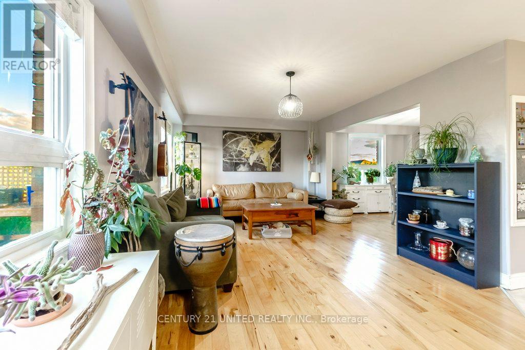 810 Hargrove Trail, Peterborough (Ashburnham Ward 4), Ontario  K9L 0B6 - Photo 10 - X12965550