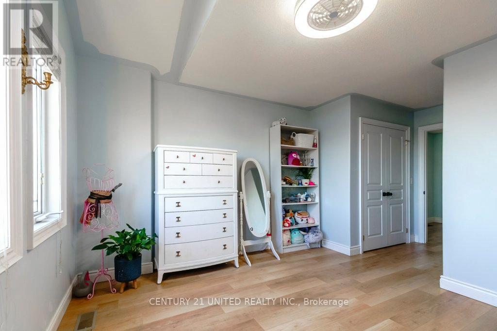 810 Hargrove Trail, Peterborough (Ashburnham Ward 4), Ontario  K9L 0B6 - Photo 23 - X12965550