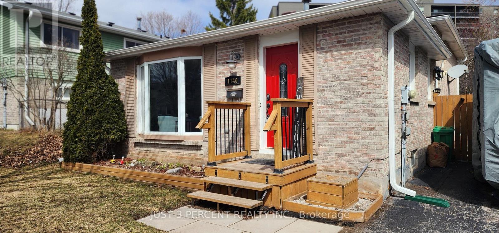 1140 WHITEFIELD DRIVE, peterborough (otonabee ward 1), Ontario