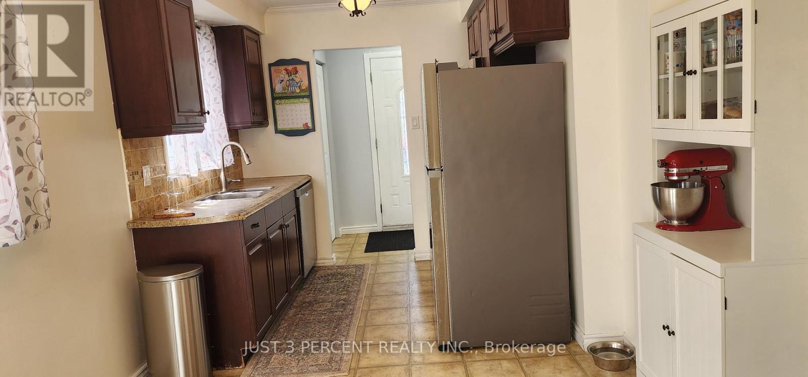 1140 Whitefield Drive, Peterborough (Otonabee Ward 1), Ontario  K9J 7P5 - Photo 11 - X12965614