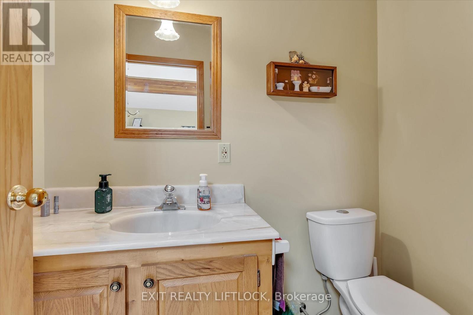 25 Balsam Road, Kawartha Lakes (Fenelon), Ontario  K9V 4R6 - Photo 24 - X12965764