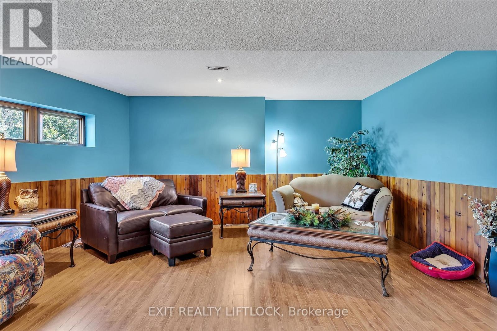 25 Balsam Road, Kawartha Lakes (Fenelon), Ontario  K9V 4R6 - Photo 26 - X12965764