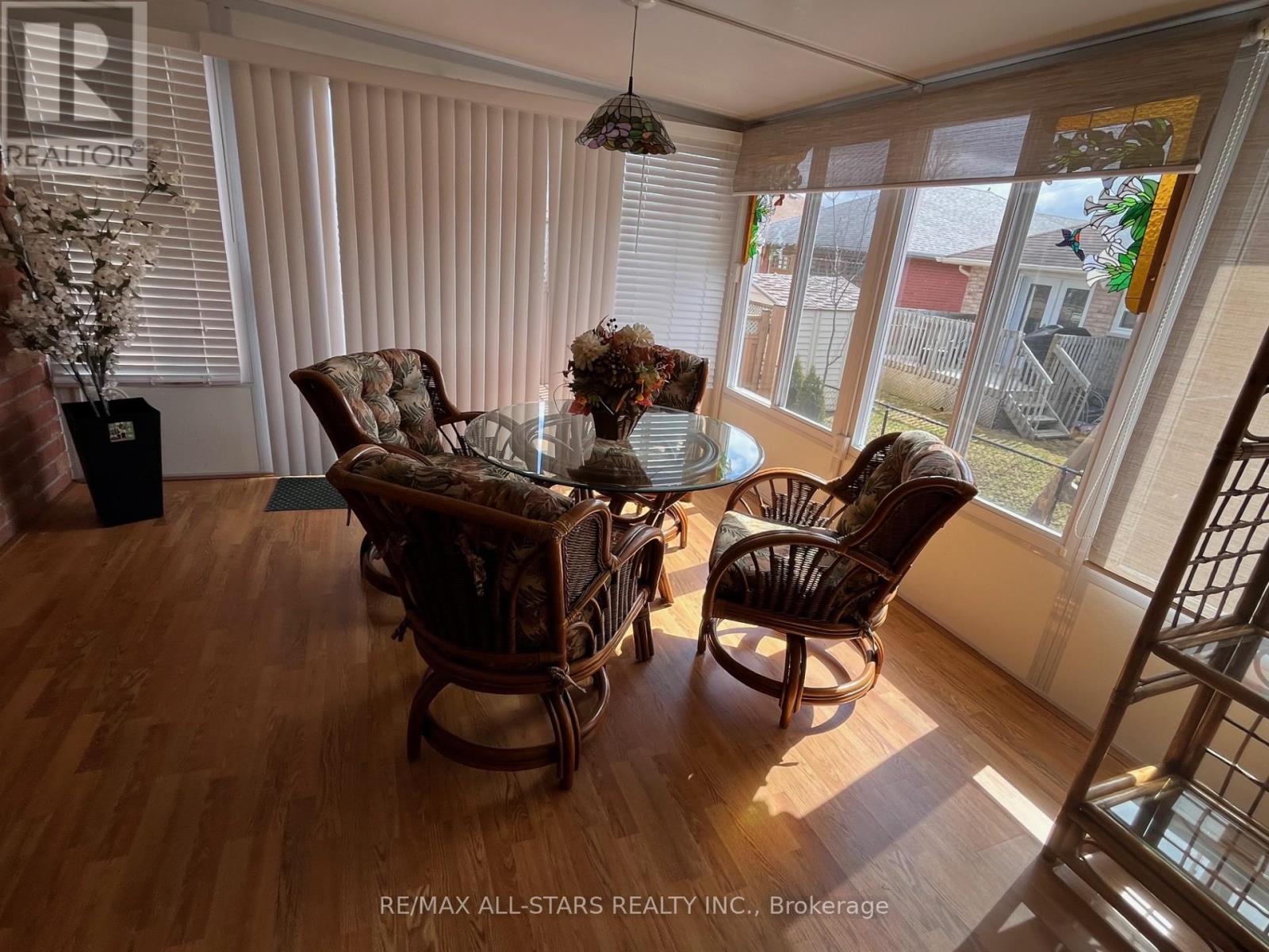 383 Wallace Drive, Kawartha Lakes (Lindsay), Ontario  K9V 6K7 - Photo 16 - X12965950