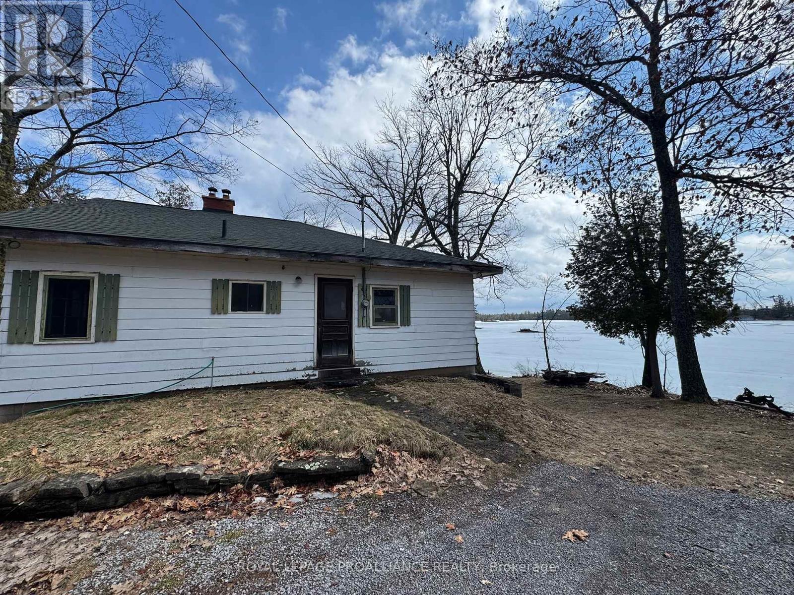 71 Fire 15 Route, North Kawartha, Ontario  K0L 3E0 - Photo 4 - X12966162