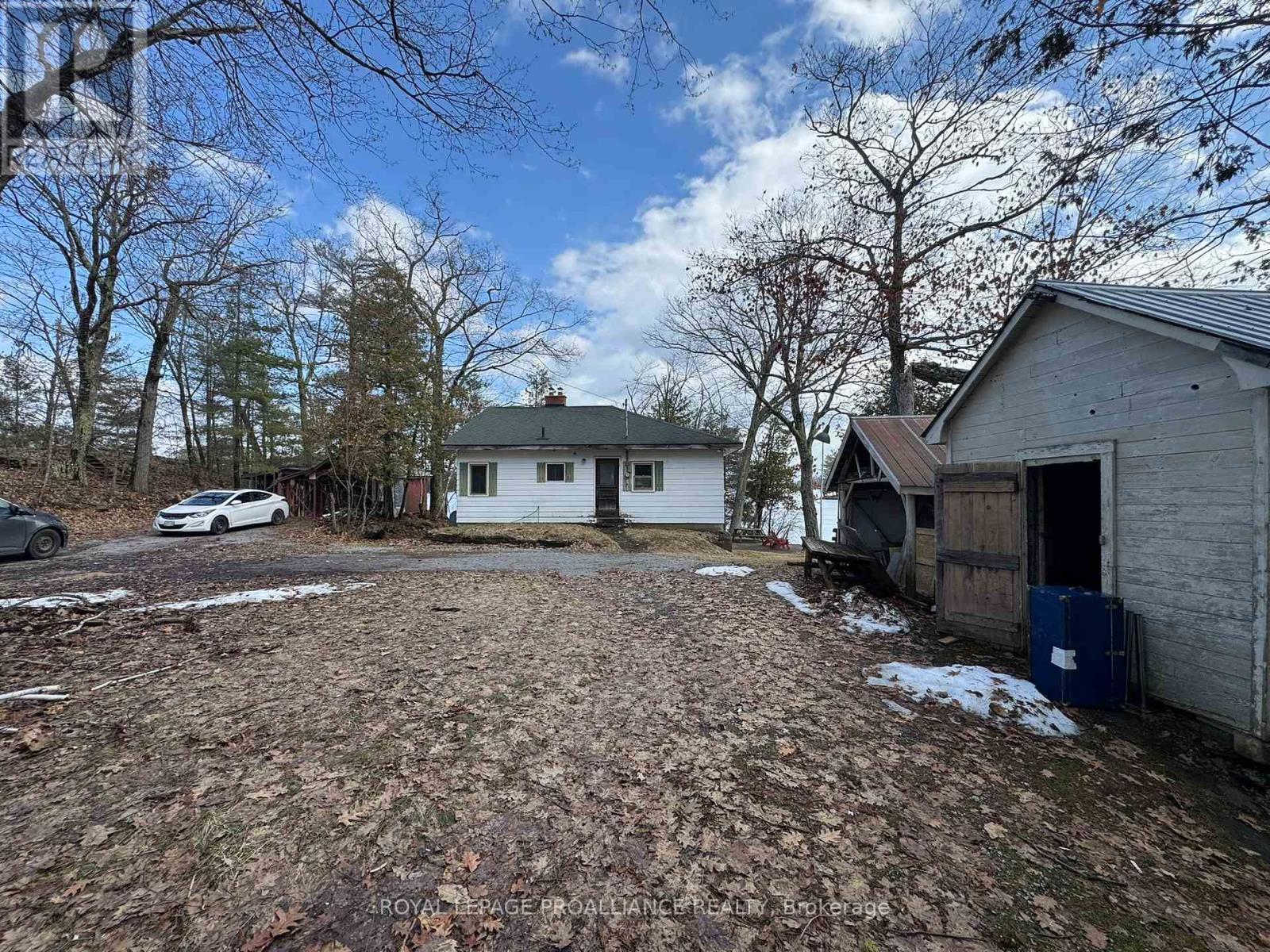 71 Fire 15 Route, North Kawartha, Ontario  K0L 3E0 - Photo 5 - X12966162