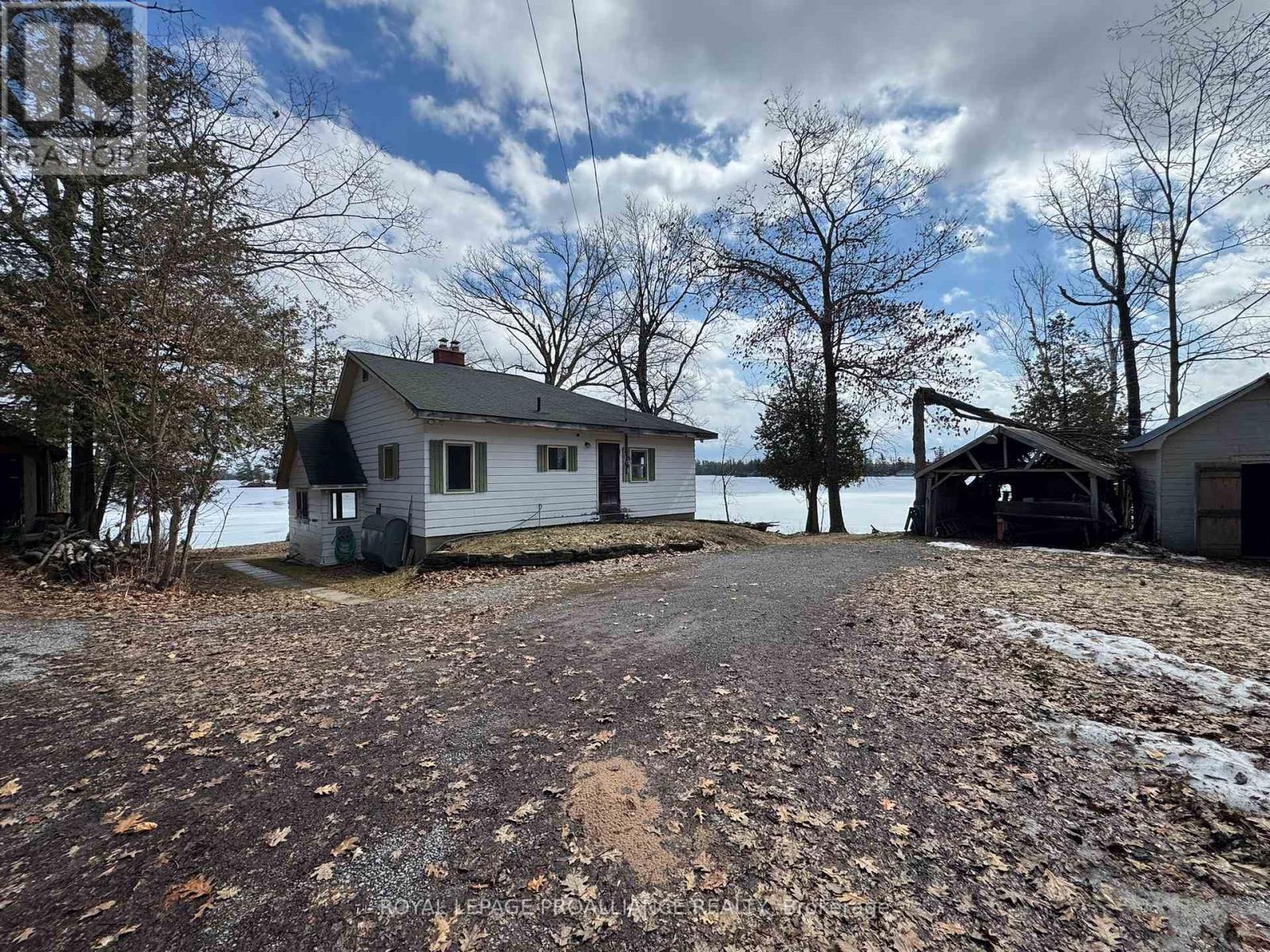 71 Fire 15 Route, North Kawartha, Ontario  K0L 3E0 - Photo 6 - X12966162