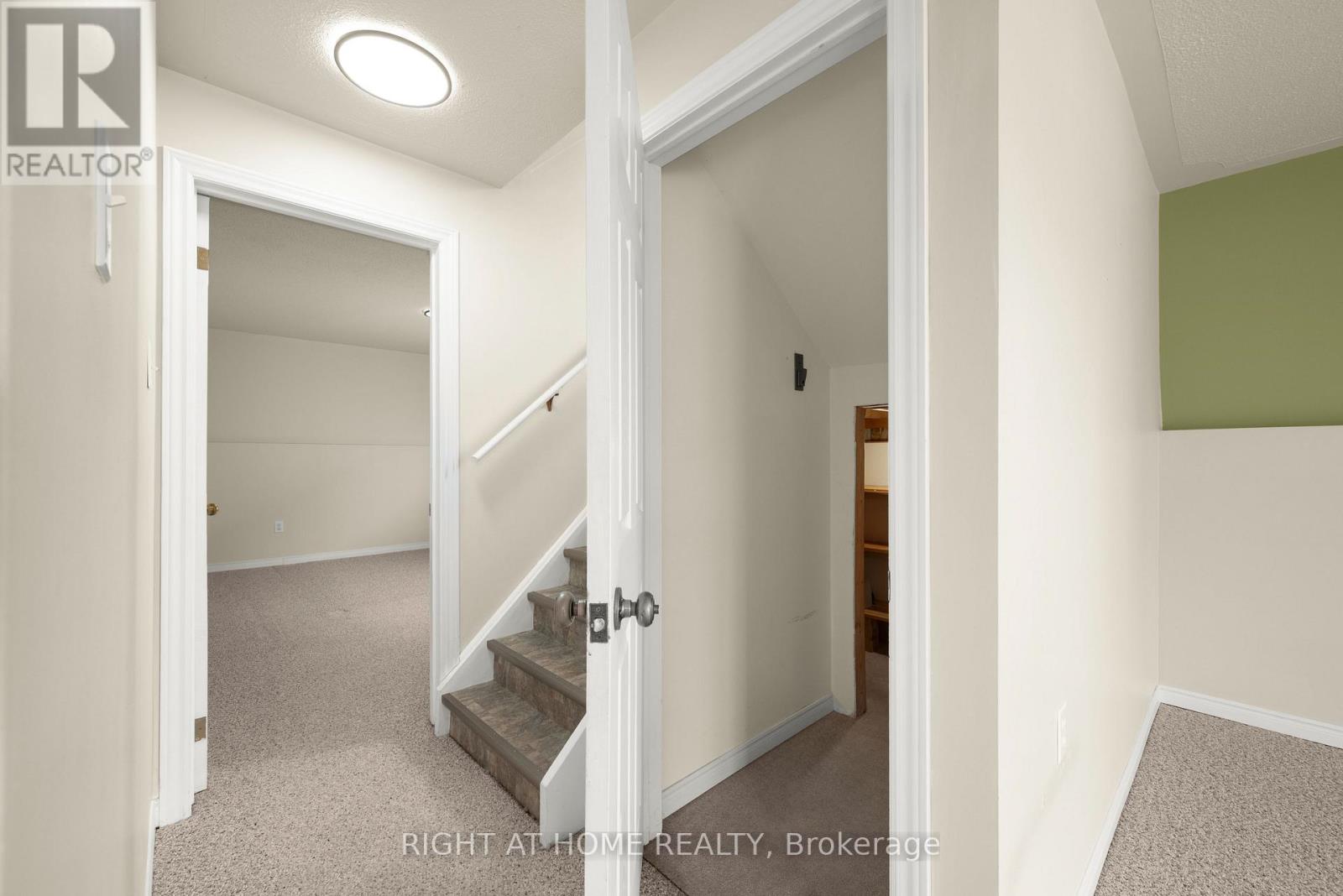 12 Maple Grove Road, Kawartha Lakes (Lindsay), Ontario  K9V 4R6 - Photo 17 - X12966488