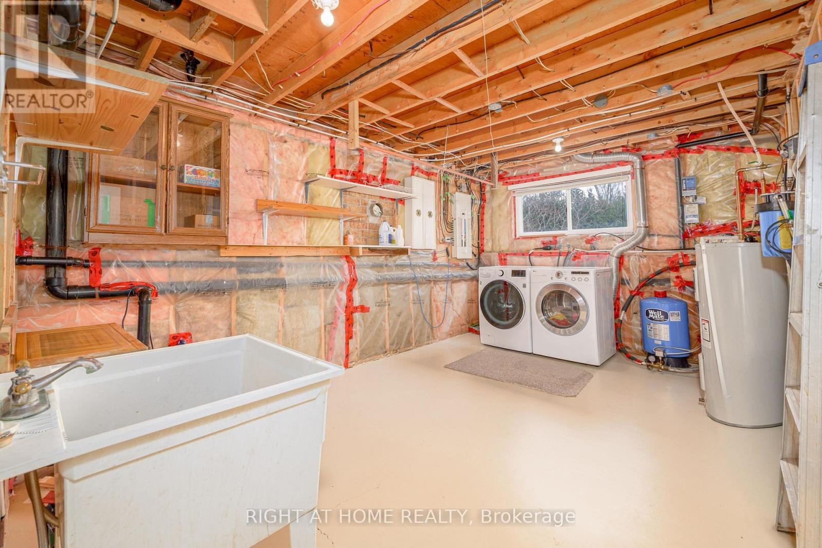 12 Maple Grove Road, Kawartha Lakes (Lindsay), Ontario  K9V 4R6 - Photo 24 - X12966488