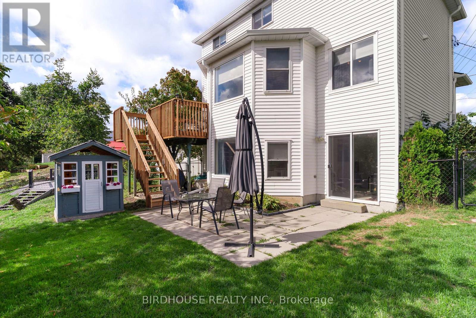 56 Champlain Boulevard, Kawartha Lakes (Lindsay), Ontario  K9V 4R1 - Photo 33 - X12966552