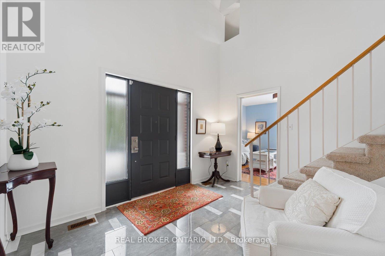 1449 Champlain Drive, Peterborough (Northcrest Ward 5), Ontario  K9L 1N3 - Photo 3 - X12966584