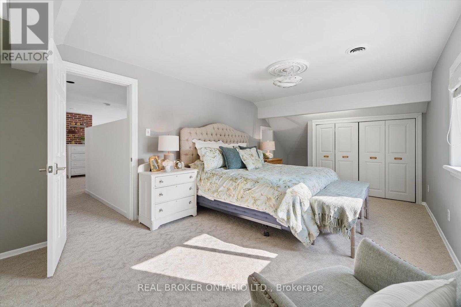 1449 Champlain Drive, Peterborough (Northcrest Ward 5), Ontario  K9L 1N3 - Photo 38 - X12966584